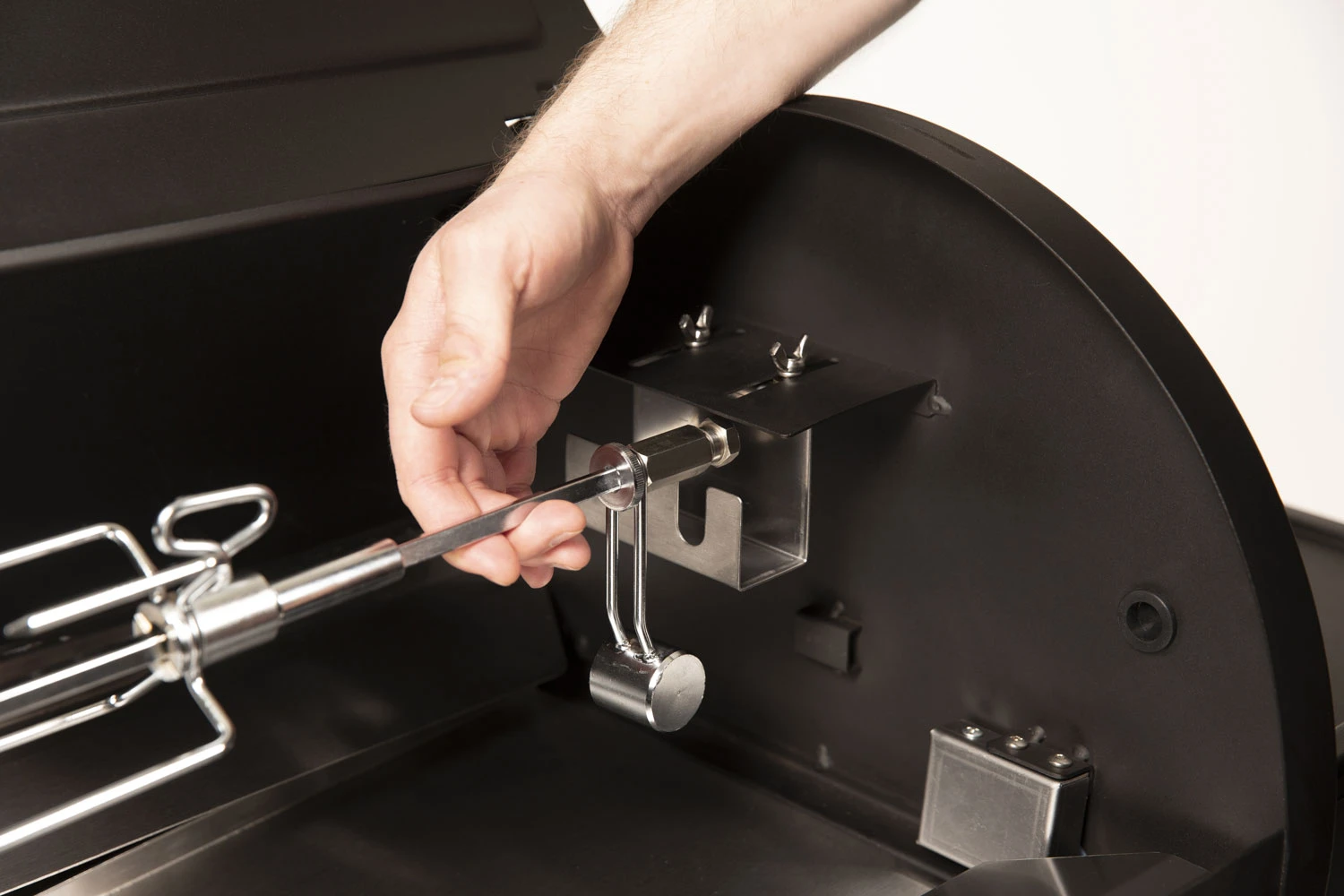 Broil King Pellet Smoker Drehspieß-Set Mit Elektromotor 2 Broil King Pellet Smoker Drehspieß-Set Mit Elektromotor - Image 2