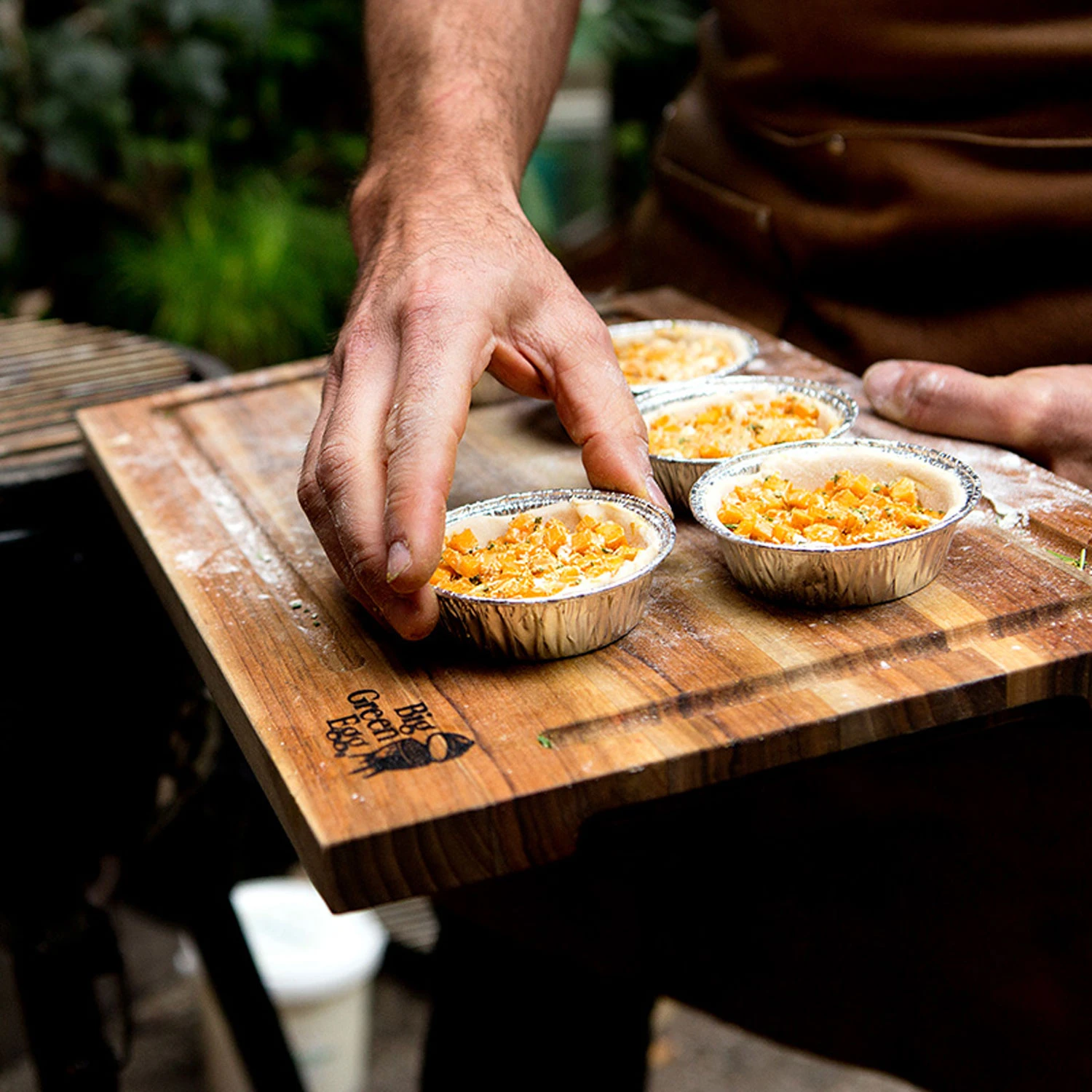 Big Green Egg Schneidebrett Aus Teak-Holz 3 Big Green Egg Schneidebrett Aus Teak-Holz - Image 3