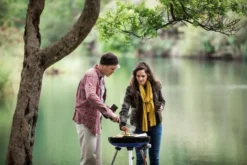 CADAC Camping Gasgrill Carri Chef 50 / BBQ Plancha + Dome - 50 Mbar -Grill Welt Geschäft CADAC Carri Chef 50 Campinggrill