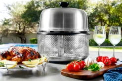 Cobb Grill Premier AIR Deluxe Holzkohlegrill - Modell 2023 -Grill Welt Geschäft Cobb Premier Air Deluxe Tischgrill Lifestyle