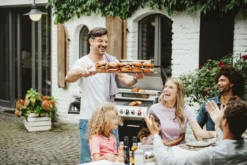 Enders Gasgrill Monroe Black Pro 4 IK Turbo 16 Enders Gasgrill Monroe Black Pro 4 IK Turbo -Grill Welt Geschäft Enders Gasgrill Monroe Black Pro 4 IK Turbo Grillspass