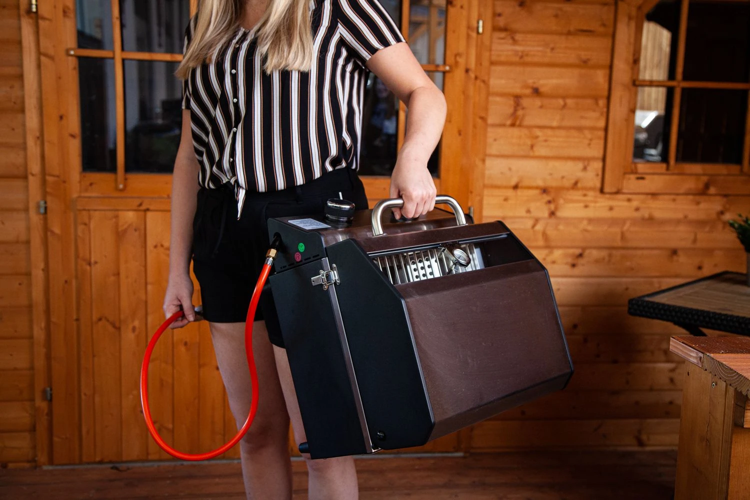 Grillfürst G201E 2-Brenner Gasgrill Portabel V2 - Campinggrill / Balkongrill - X-DEAL Inkl. Untergestell Und Tragetasche 13 Grillfürst G201E 2-Brenner Gasgrill Portabel V2 - Campinggrill / Balkongrill - X-DEAL Inkl. Untergestell Und Tragetasche - Image 13