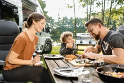 Grillfürst G201E 2-Brenner Gasgrill Portabel V2 - Campinggrill / Balkongrill 50mbar - Inkl. Untergestell -Grill Welt Geschäft Grillfuerst Campinggrill Picknich unterwegs