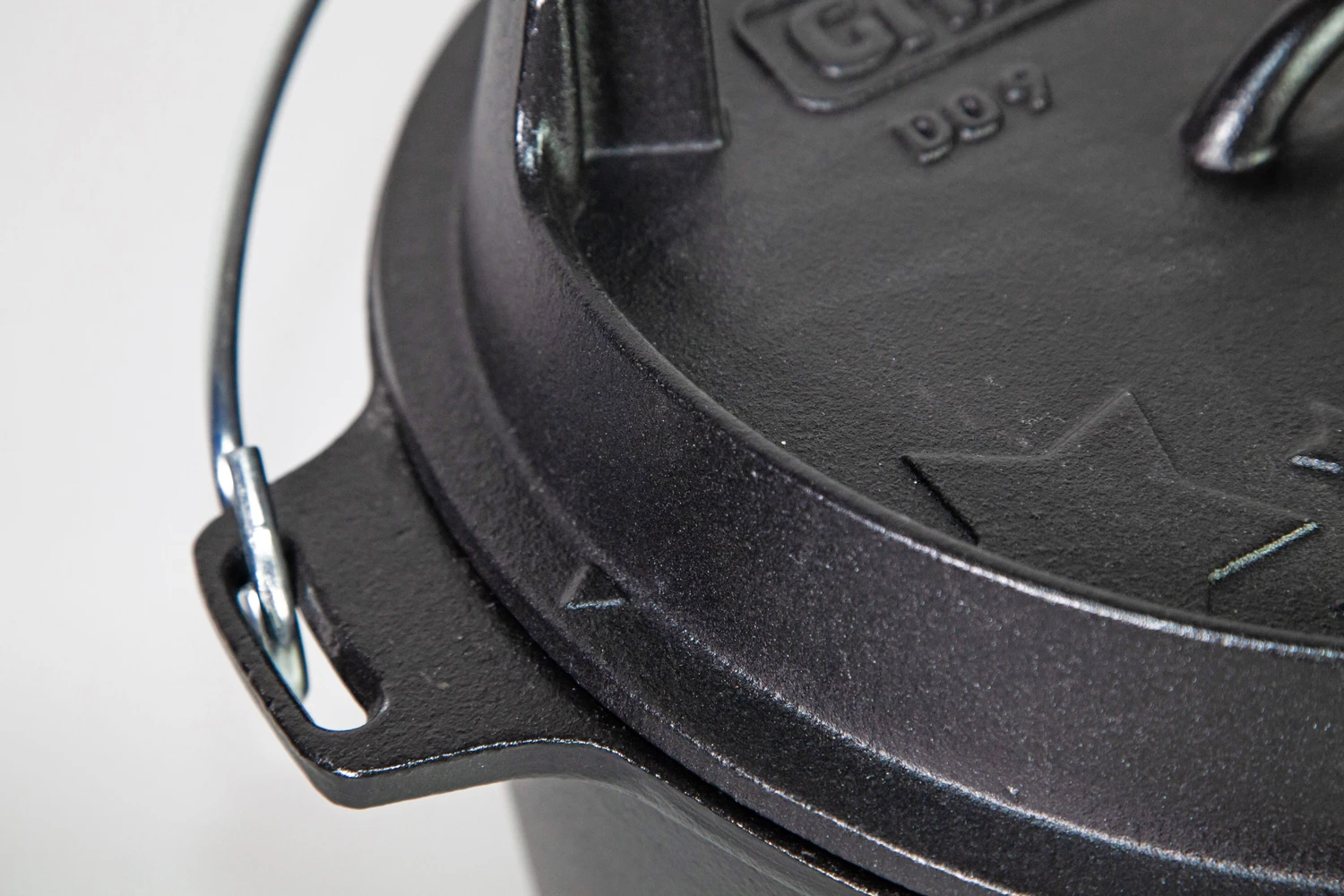 Grillfürst XXL Dutch Oven Set: Starterpaket Gusseisen - X-DEAL Mit Dutch Oven DO9+DO4, Kastenform BK4, Gusseisenpfanne Ø 30 Cm - Inkl. Großem Zubehörpaket 15 Grillfürst XXL Dutch Oven Set: Starterpaket Gusseisen - X-DEAL Mit Dutch Oven DO9+DO4, Kastenform BK4, Gusseisenpfanne Ø 30 Cm - Inkl. Großem Zubehörpaket - Image 15