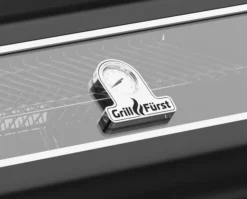 Grillfürst G750G 7-Brenner Doppelkammer - Gasgrill Mit Hochtemperaturbrenner, Seitenkocher, Heckbrenner Und Gusseisen Rosten -Grill Welt Geschäft Grillfuerst G750 Deckelthermometer