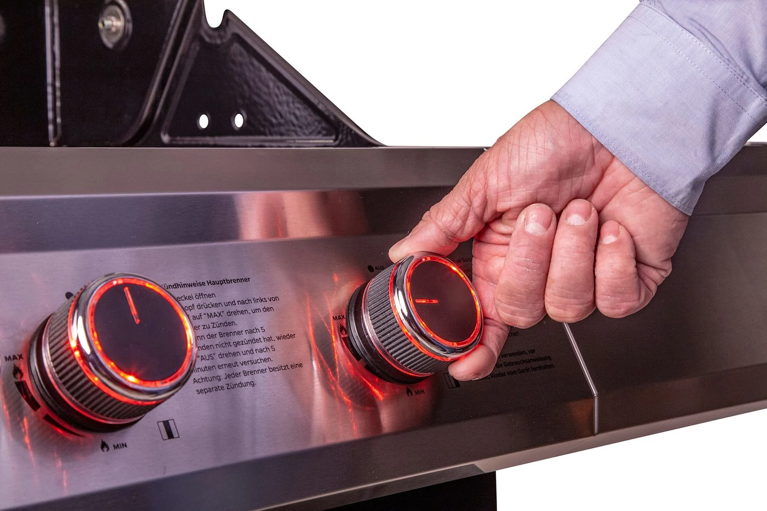 Grillfürst G520E 5-Brenner Gasgrill - Eintracht Frankfurt Edition - Edelstahlroste - X-DEAL Inkl. Zubehörpaket 8 Grillfürst G520E 5-Brenner Gasgrill - Eintracht Frankfurt Edition - Edelstahlroste - X-DEAL Inkl. Zubehörpaket - Image 8