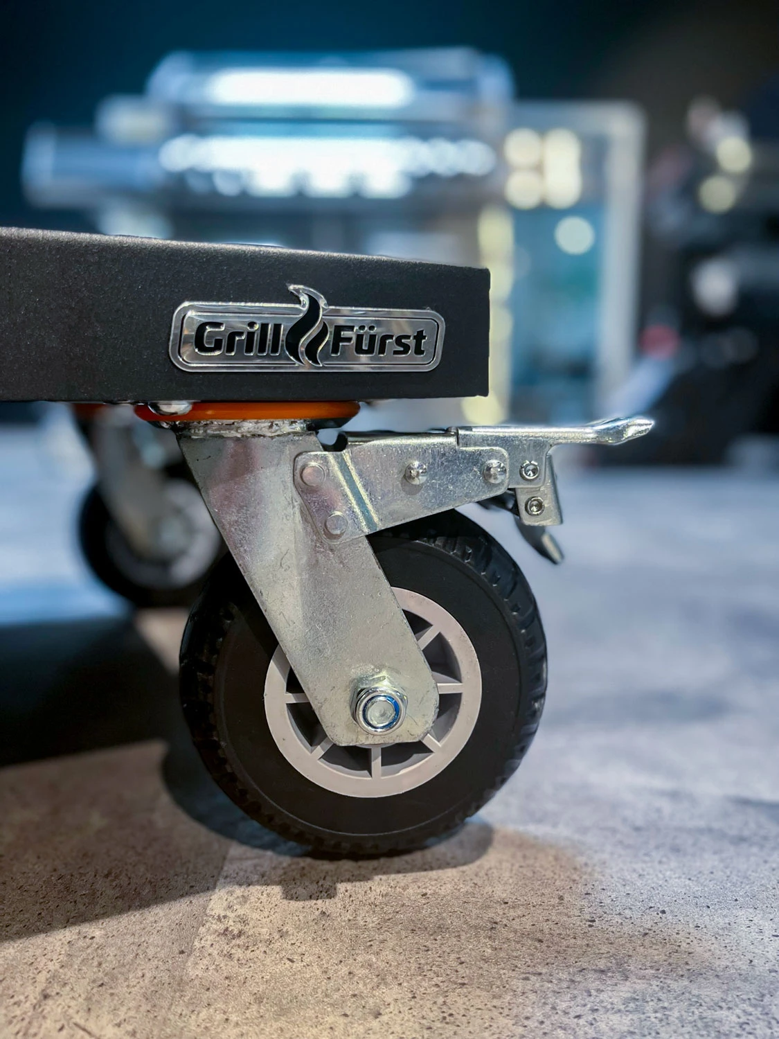 Grillfürst Grillwagen - K1 Für Grillfürst G310, Rösle Videro G3/G3-S, Napoleon Rogue 365 1 Grillfürst Grillwagen - K1 Für Grillfürst G310, Rösle Videro G3/G3-S, Napoleon Rogue 365