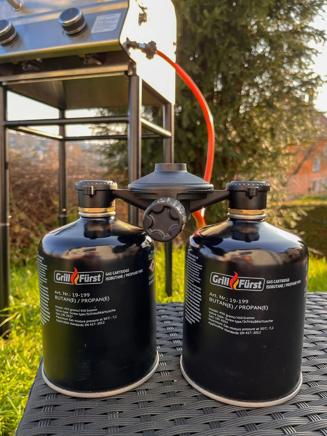 Grillfürst Kombi Kartuschen-Druckregler 50 Mbar - Für Den Anschluss Von 2 Gaskartuschen 4 Grillfürst Kombi Kartuschen-Druckregler 50 Mbar - Für Den Anschluss Von 2 Gaskartuschen - Image 4