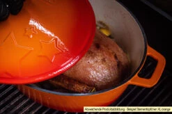 Grillfürst Dutch Oven Sternentöpfchen / Gusseisen Bräter - Emailliert - XL - Blau 11 Grillfürst Dutch Oven Sternentöpfchen / Gusseisen Bräter - Emailliert - XL - Blau -Grill Welt Geschäft Grillfuerst Sternentoepfchen XL Guss Beispiel