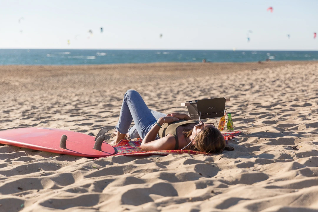 Knister Grill Small - Holzkohle Kompaktgrill 8 Knister Grill Small - Holzkohle Kompaktgrill - Image 8