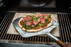 Grillfürst G410E 4-Brenner Gasgrill - 1. FC Köln Edition - Edelstahlroste -Grill Welt Geschäft Koeln Grill Edelstahlroste Pizza backen 5