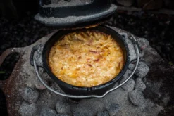 Grillfürst Dutch Oven Set BBQ Edition DO2 - X-DEAL Inkl. Tragetasche / Aufbewahrungstasche, Gusseisen Pflege Und Deckelheber 18 Grillfürst Dutch Oven Set BBQ Edition DO2 - X-DEAL Inkl. Tragetasche / Aufbewahrungstasche, Gusseisen Pflege Und Deckelheber -Grill Welt Geschäft Makkaroni Auflauf Dutch Oven 1