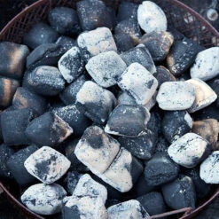 McBrikett KOKOKO EGGS 8 Kg -Grill Welt Geschäft McBrikett Kokoko Eggs Anwendung