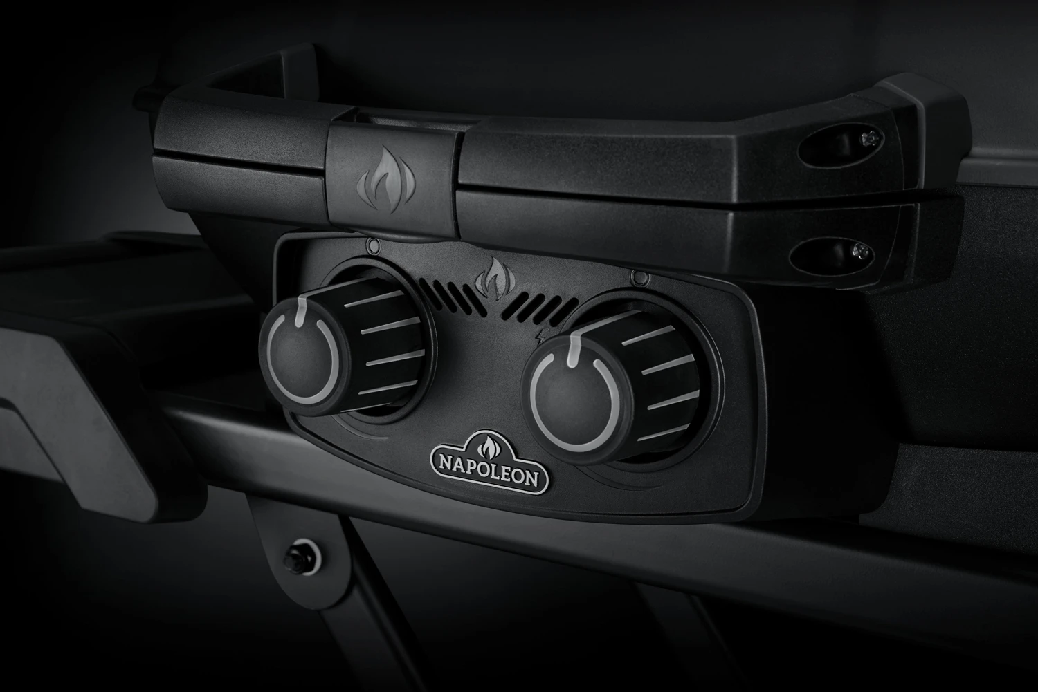 Napoleon Phantom TravelQ PRO285X Kompakt Gasgrill, Mattschwarz - Mit Klappbarem Wagen Inkl. Warmhalterost - Modell 2023 10 Napoleon Phantom TravelQ PRO285X Kompakt Gasgrill, Mattschwarz - Mit Klappbarem Wagen Inkl. Warmhalterost - Modell 2023 - Image 10