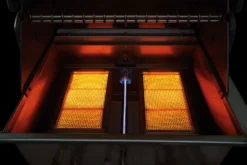 Napoleon Prestige Pro 825-3 Edelstahl Einbaugrill Gas - Inkl. Drehspieß - Modell 2023 -Grill Welt Geschäft Napoleon Prestige PRO825 doppelte Sizzle Zone 1