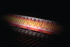 Napoleon Rogue SE 525 Gasgrill, Schwarz Mit Gussrosten, Sizzle Zone Und Heckbrenner - Modell 2023 -Grill Welt Geschäft Napoleon Rogue SE Backburner Heckbrenner glow 1