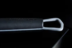 Outdoorchef Triangel Grillbürste Mit Nylonborsten, 41,5 Cm 11 Outdoorchef Triangel Grillbürste Mit Nylonborsten, 41,5 Cm -Grill Welt Geschäft Outdoorchef Triangel Grillbuerste Detail Griff