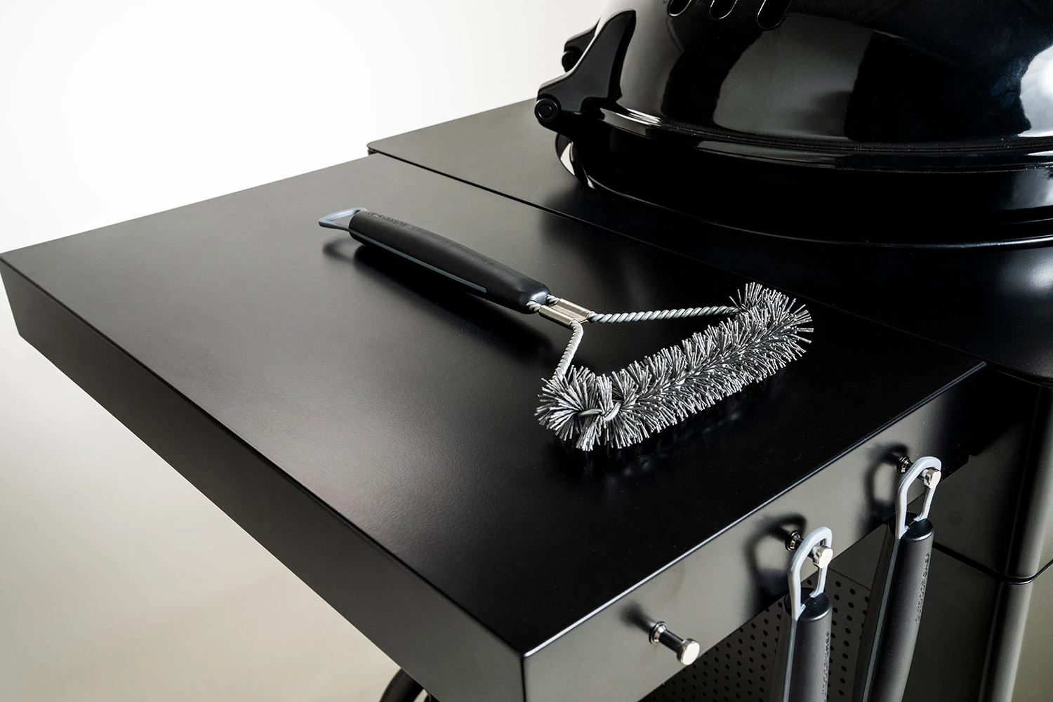 Outdoorchef Triangel Grillbürste Mit Nylonborsten, 41,5 Cm 2 Outdoorchef Triangel Grillbürste Mit Nylonborsten, 41,5 Cm - Image 2