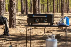 Pit Boss Plancha Grill Ultimate Plancha 2-Brenner - Mit Untergestell -Grill Welt Geschäft Pit Boss Planchagrill Tischgrill Ultimate 2 Brenner