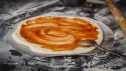 Grillfürst Pizzastein 33 Cm Mit Pizzablech -Grill Welt Geschäft Pizzablech Teig Tomatensauce