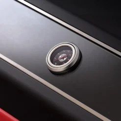 Rösle Videro G3-S VARIO+ Schwarz Gasgrill - FC Bayern Edition - Inkl. FC Bayern Abdeckhaube, Barbecue Grillzange Und Burgerpresse -Grill Welt Geschäft Roesle Gasgrill Videro FC Bayern Detail Deckeltermometer