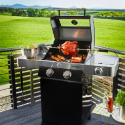Rösle Gasgrill Videro G2 Schwarz - Modell 2022 -Grill Welt Geschäft Roesle Videro G2 Gasgrill Station Mood01