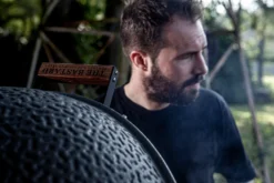 The Bastard Keramikgrill Urban Large - Complete - Schwarz Matt - Modell 2023 -Grill Welt Geschäft The Bastard Urban Large Keramikgrill matter Look