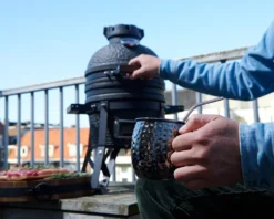 The Bastard Keramikgrill Urban Small - Schwarz Matt - Modell 2023 -Grill Welt Geschäft The Bastard Urban Small Keramikgrill Campinggrill