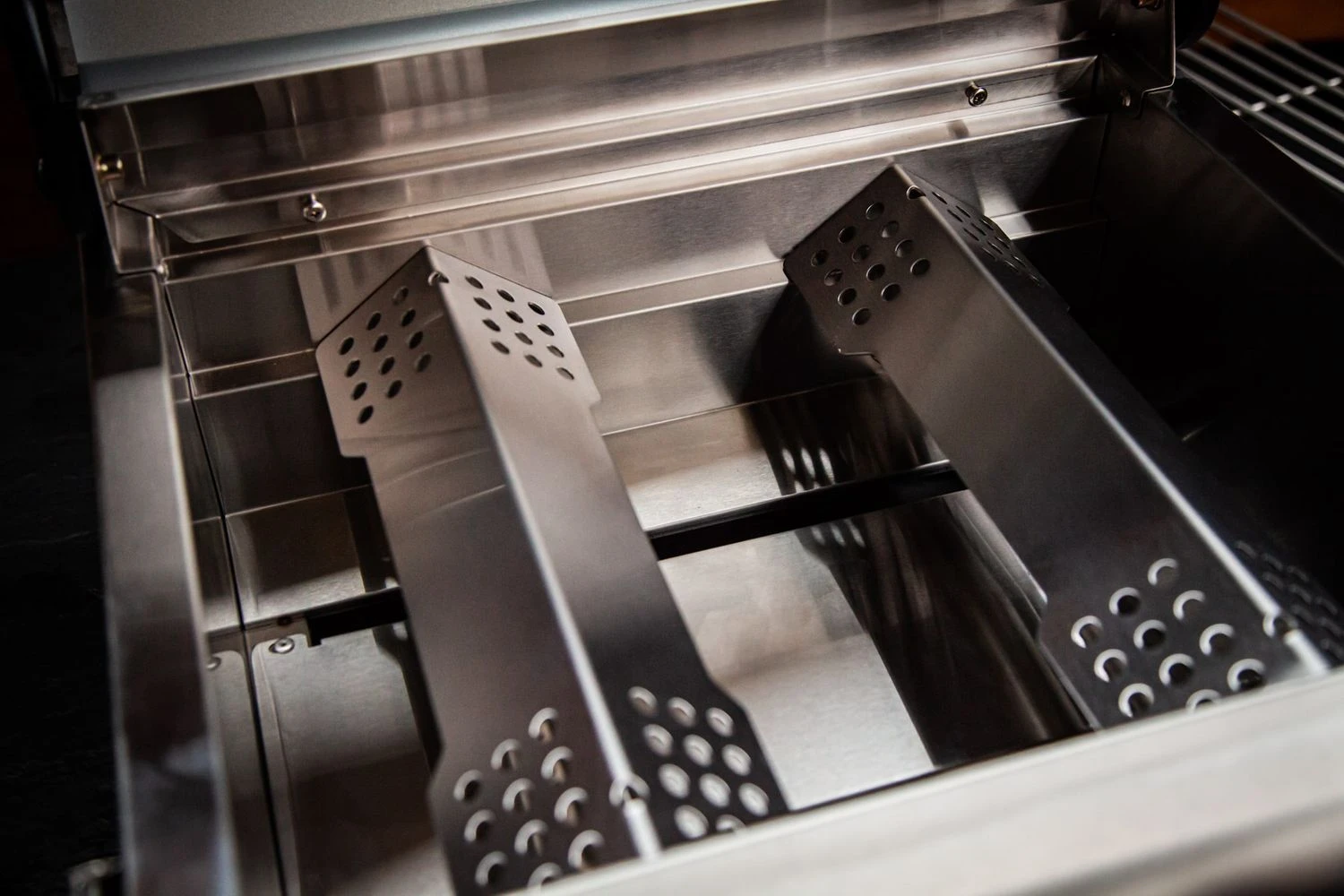 Grillfürst G201E 2-Brenner Gasgrill Portabel V2 - Campinggrill / Balkongrill - X-DEAL Inkl. Untergestell Und Tragetasche 6 Grillfürst G201E 2-Brenner Gasgrill Portabel V2 - Campinggrill / Balkongrill - X-DEAL Inkl. Untergestell Und Tragetasche - Image 6