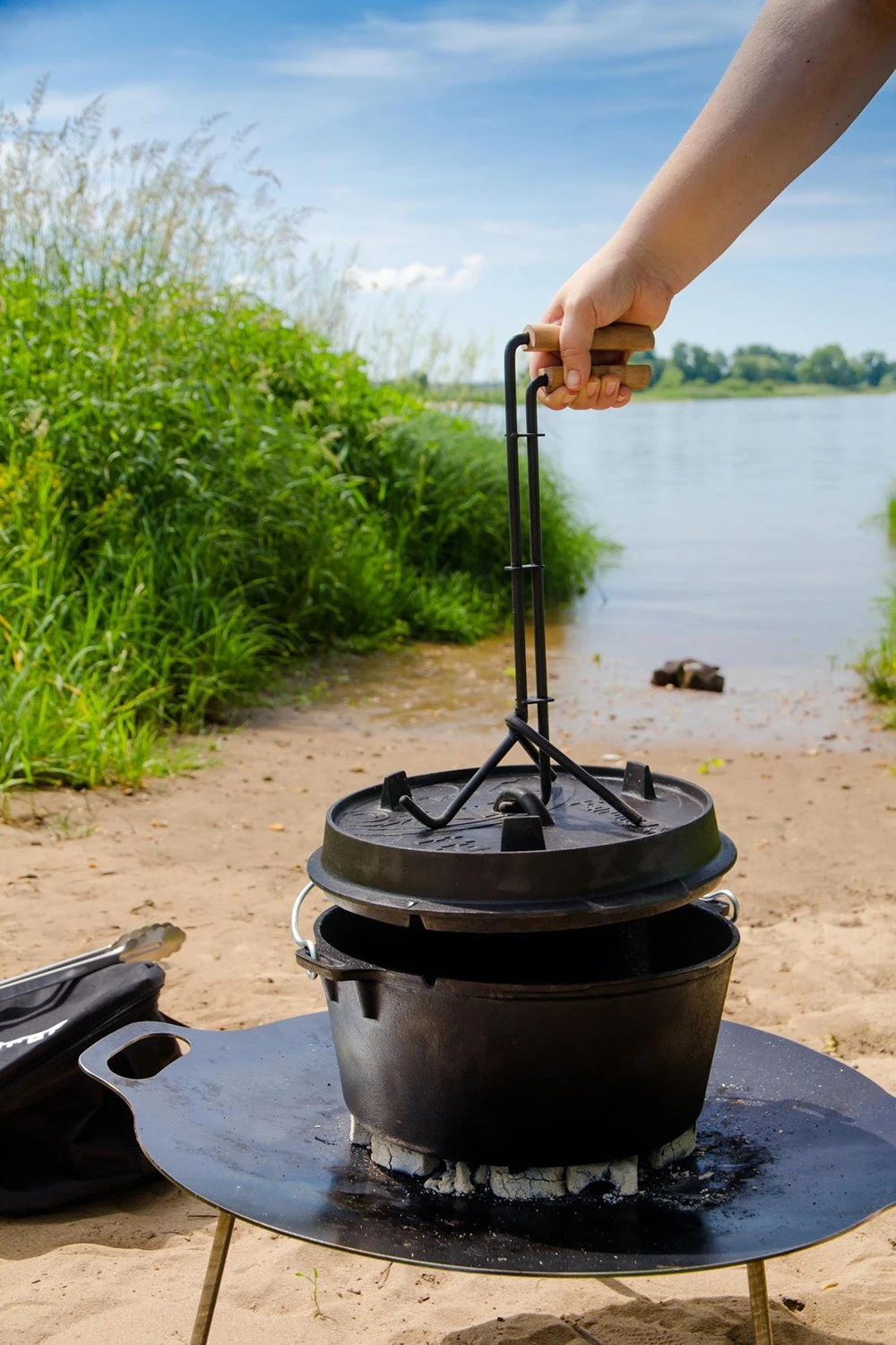 Petromax Profi-Deckelheber Für Dutch Oven 2 Petromax Profi-Deckelheber Für Dutch Oven - Image 2